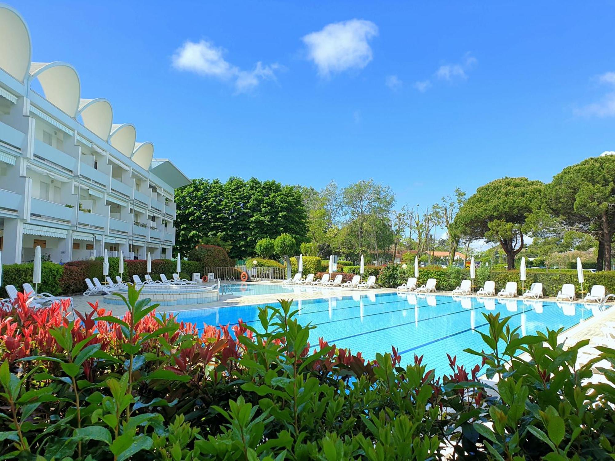 Le Caravelle Apartment Bibione Exterior photo