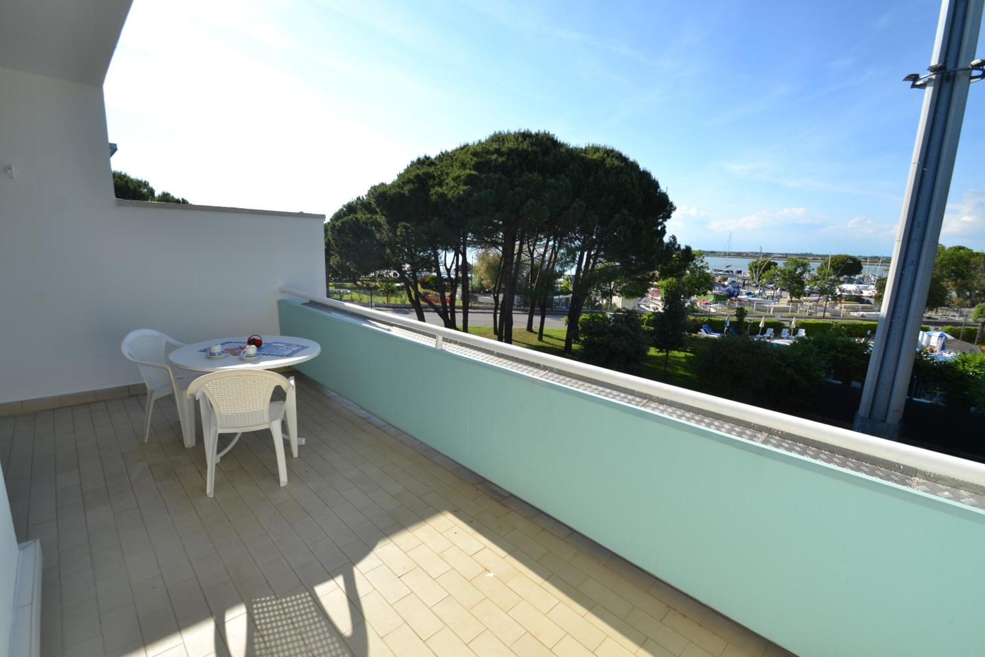 Le Caravelle Apartment Bibione Exterior photo